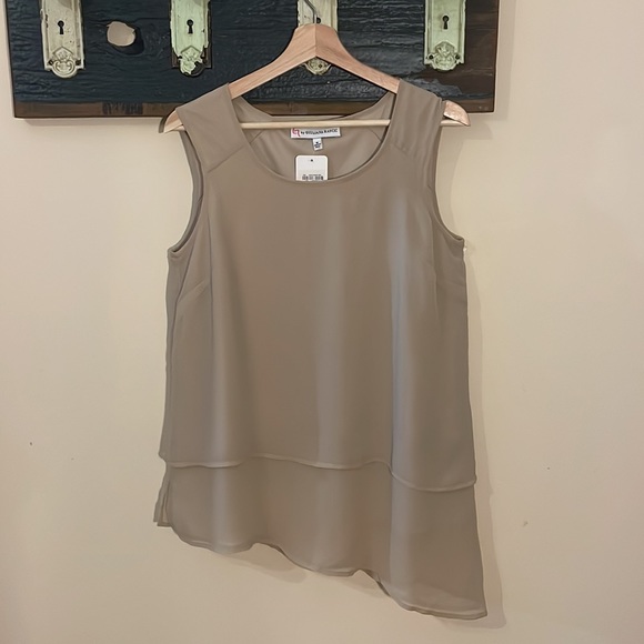 G by Giuliana Rancic Beige Neutral Sleeveless Layered Sheer Asymmetrical Top - Picture 2 of 16